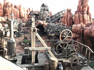 東京ディズニーランド ビッグサンダーマウンテン